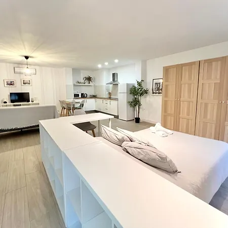 San Isidro City Center And Beach Studio Apartments Apartment Fuengirola